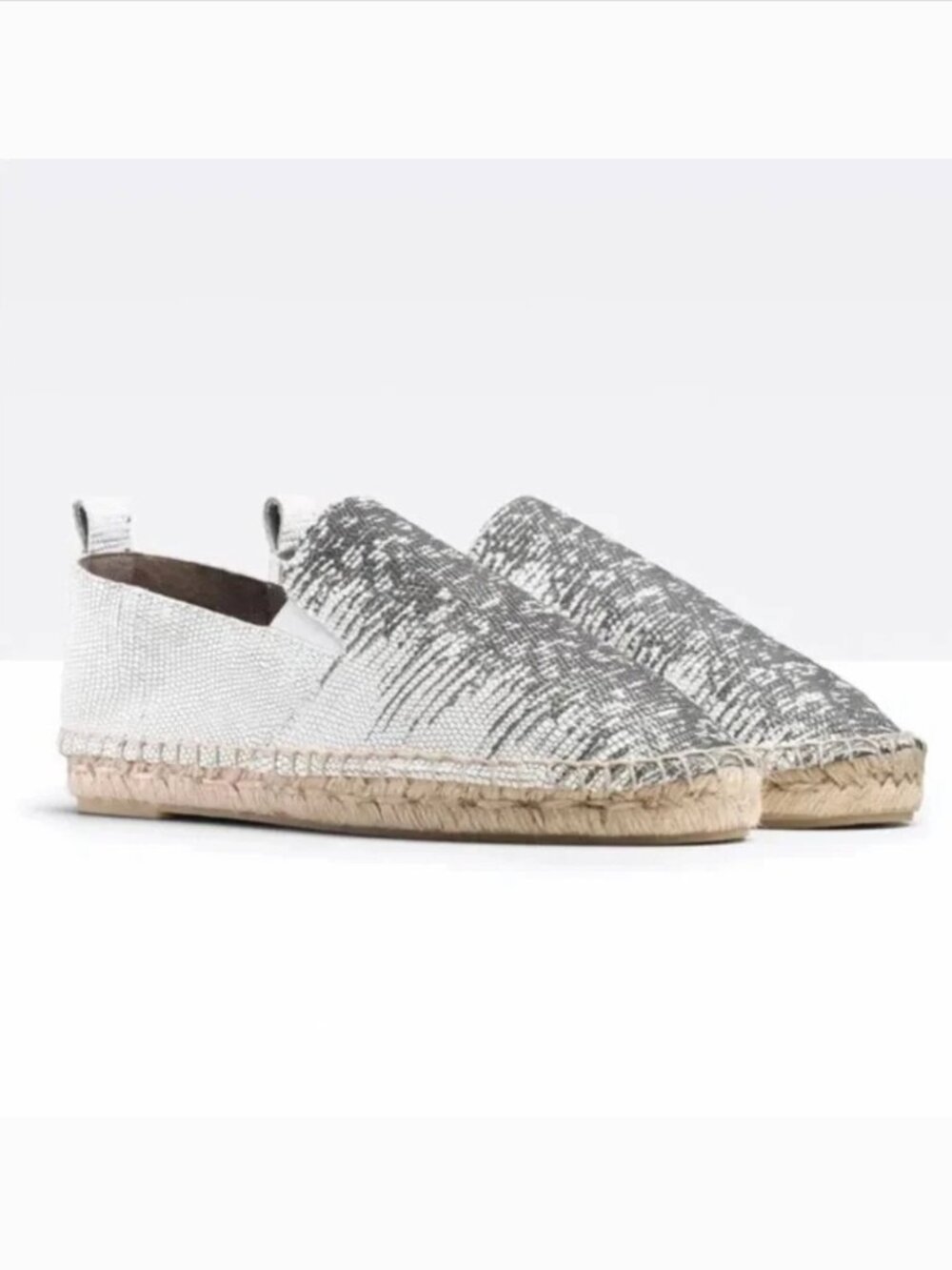 VINCE Robin Reptile Embossed Espadrille slip on leather Flat gray & white sz 8M - Picture 1 of 11